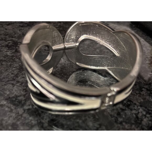 Vintage Silver & Black Abstract Design Bangle Bracelet Statement Piece - Picture 4 of 10